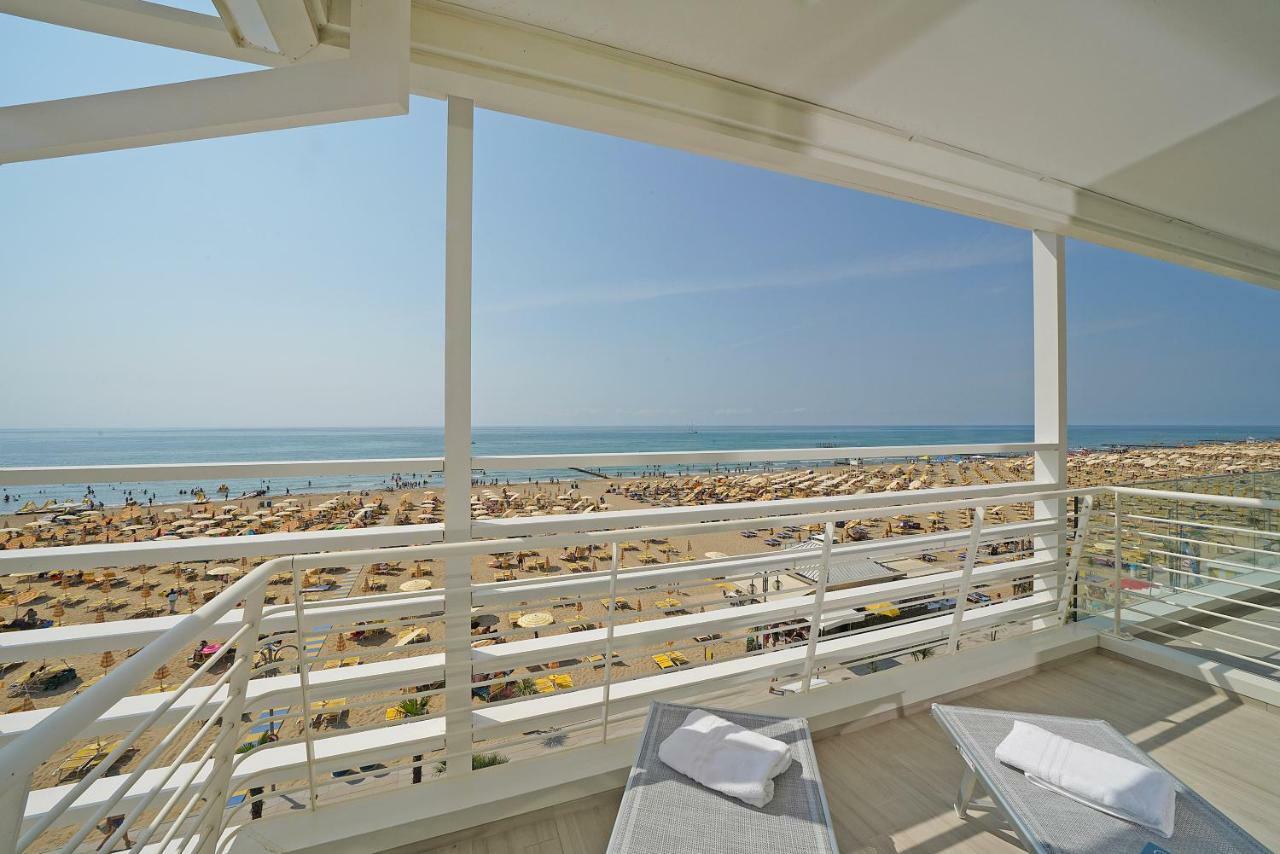 Hotel Strand A Frontemare Lido di Jesolo Exteriör bild